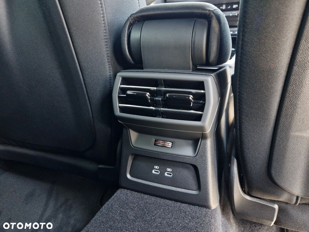 Audi A3 Sportback 35 TFSI mHEV Advanced S tronic - 27
