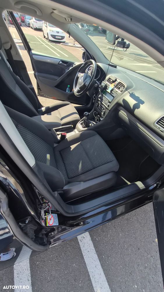 VOLKSWAGEN Golf 2011 — imagine 8