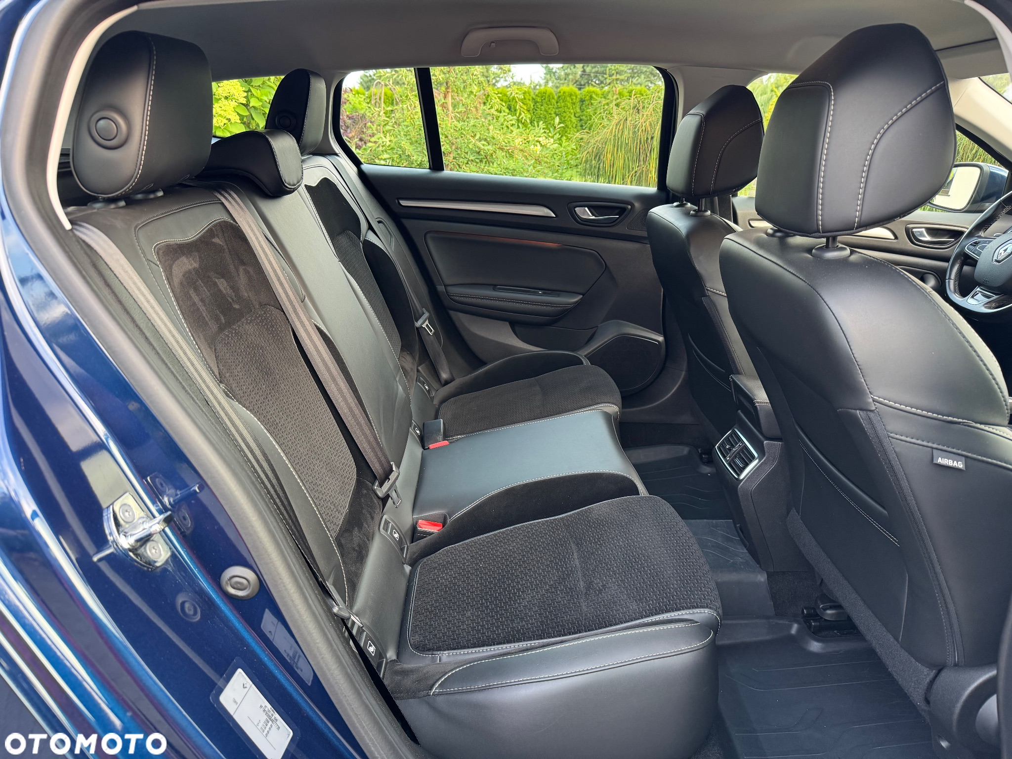 Renault Megane 1.7 Blue dCi Intens EDC - 12