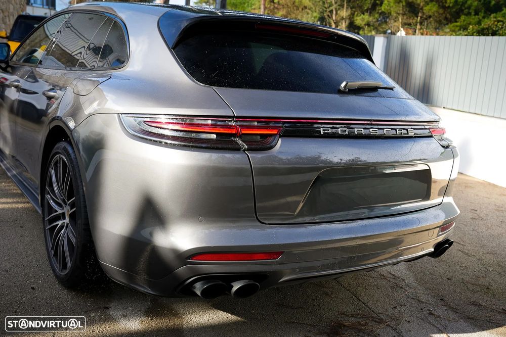 Porsche Panamera Sport Turismo 4 E-Hybrid Edition 10 Anos - 3