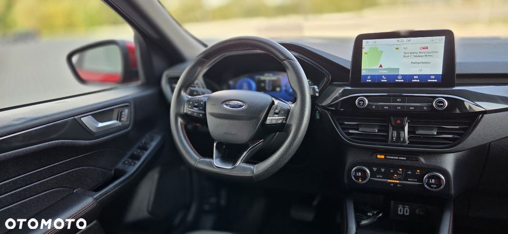 Ford Kuga - 29