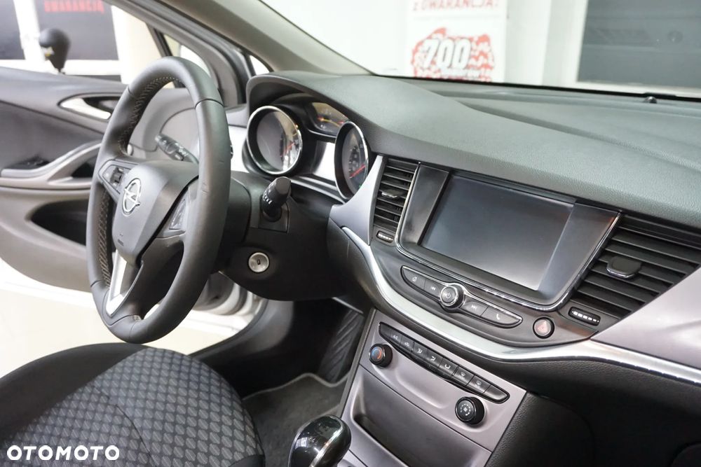 Opel Astra 1.6 CDTI Enjoy - 22