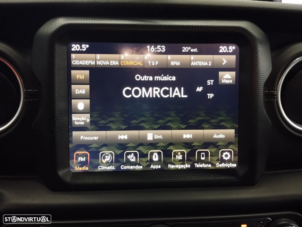 Jeep Wrangler Unlimited 2.2 CRD Sahara AT - 32