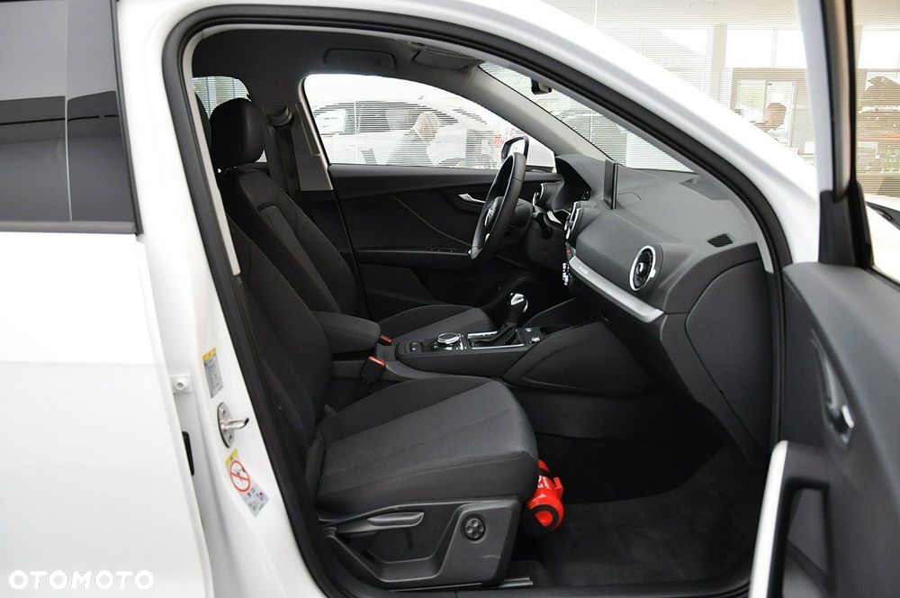 Audi Q2 - 19