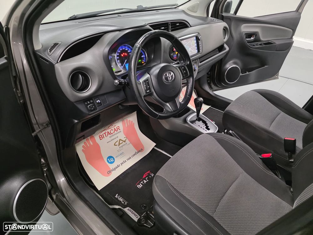 Toyota Yaris 1.5 HSD Comfort+P.Style - 46