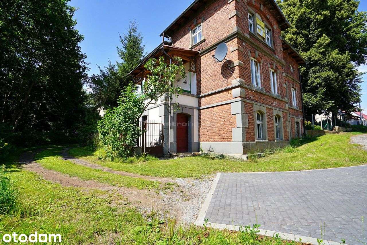 Dom dwurodzinny przy lesie - 92,3 m² + ogród
