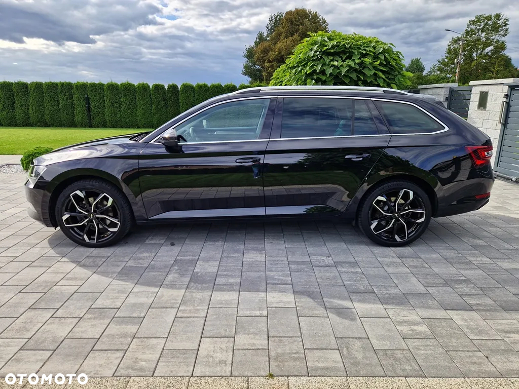 Skoda Superb Combi 2.0 TDI DSG Premium Edition - 5