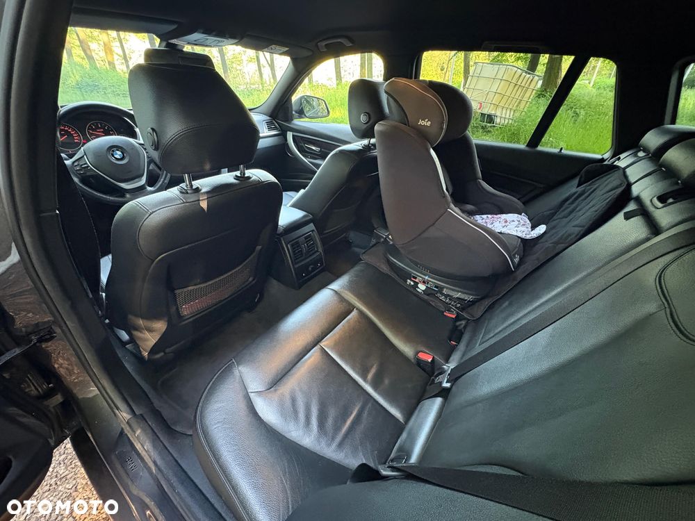 BMW Seria 3 320d - 18