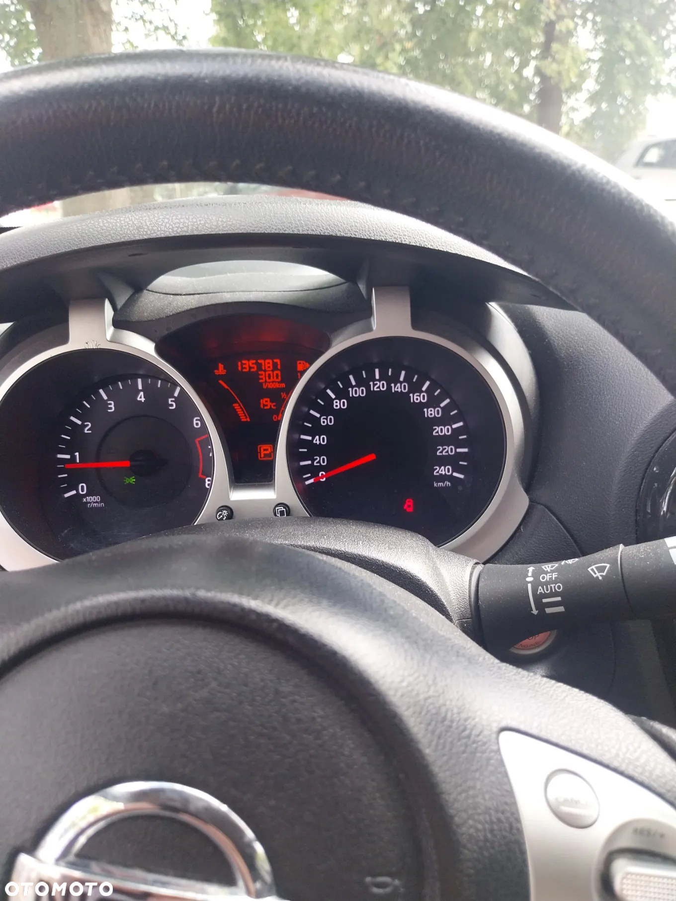Nissan Juke 1.6 DIG-T ALL-MODE 4x4i Xtronic Tekna - 8