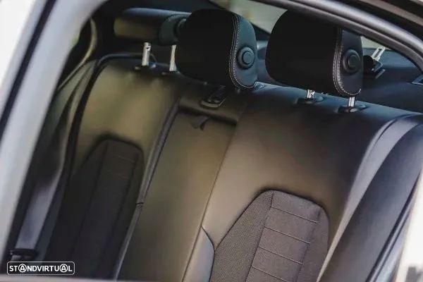 BMW 318 d Line Sport Auto - 24