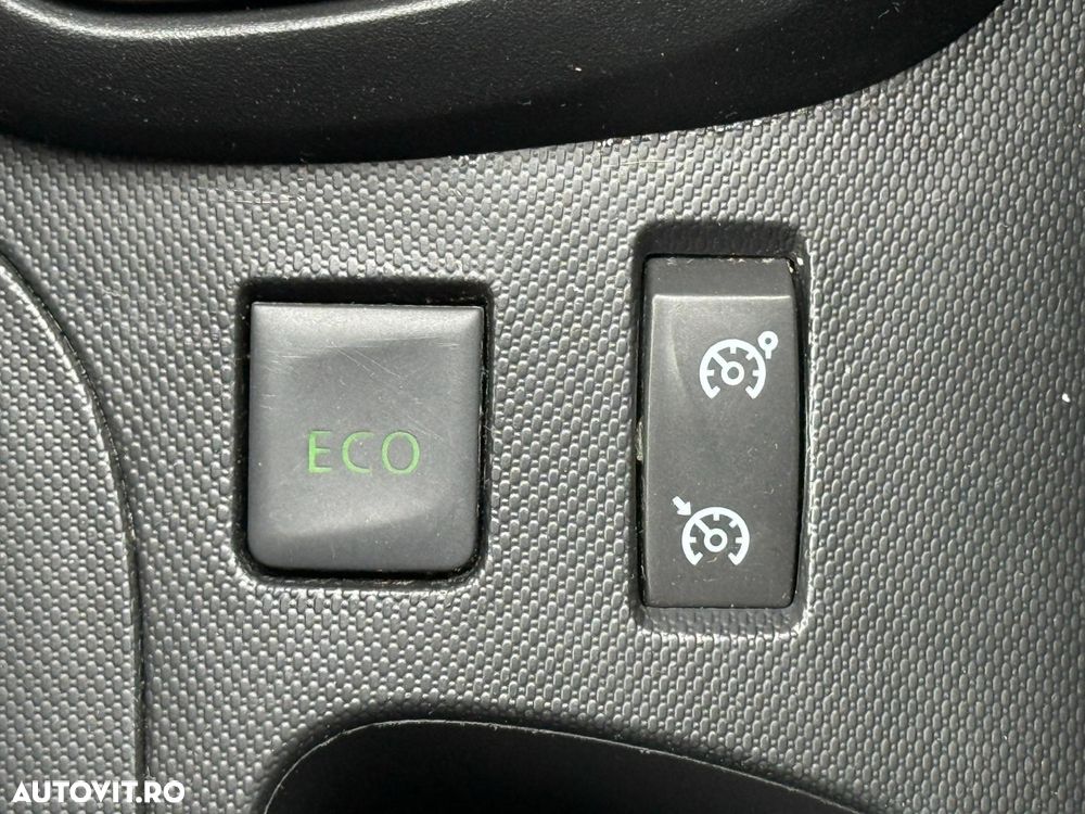 Renault Captur ENERGY TCe 120 EDC Luxe - 31