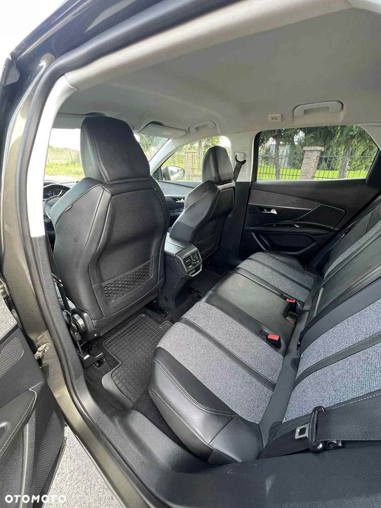 Peugeot 3008 - 13