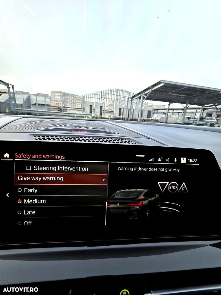 BMW M8 M850i xDrive - 31