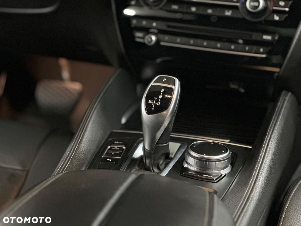 BMW X6 xDrive35i - 9