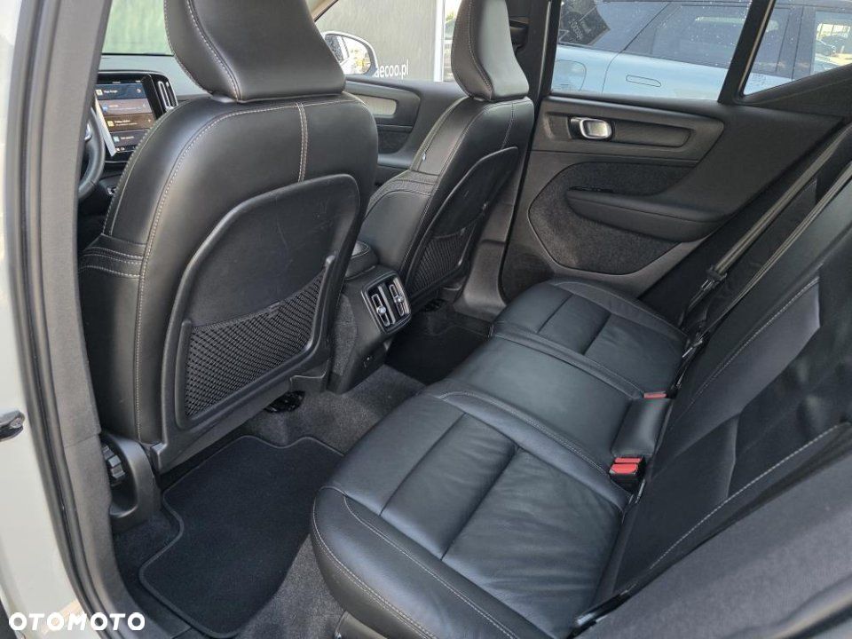 Volvo XC 40 - 13