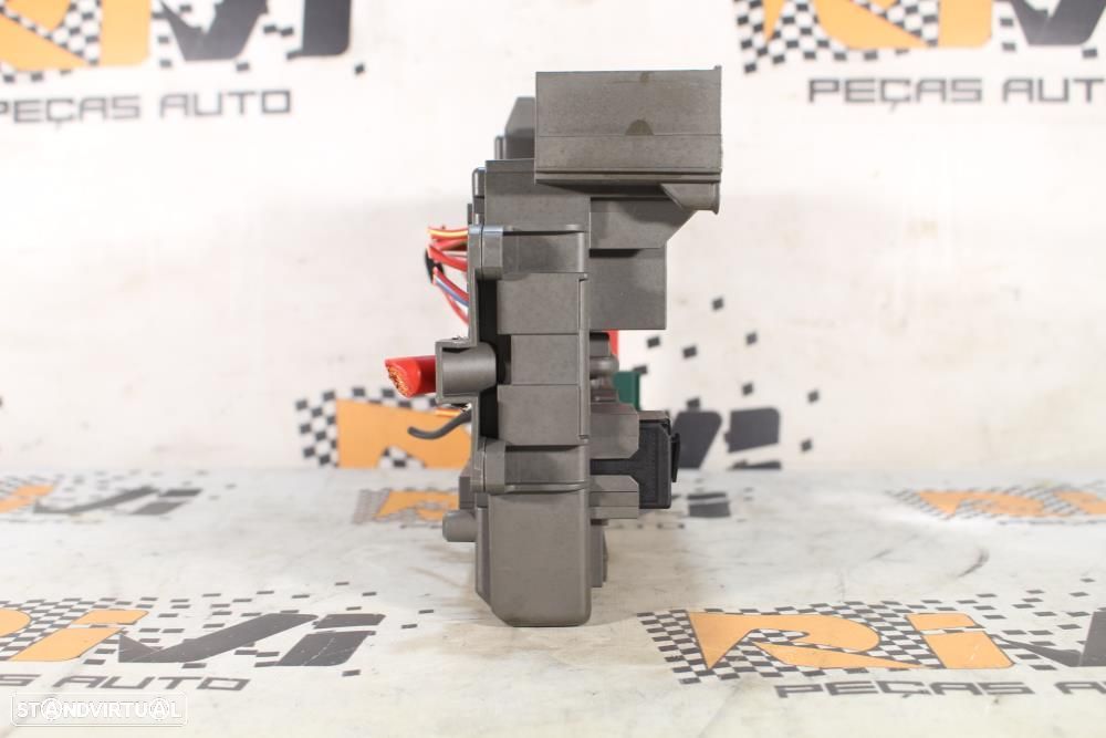 Caixa De Fusíveis Bmw 3 (E90)  61149119446 / 9119446 - 4