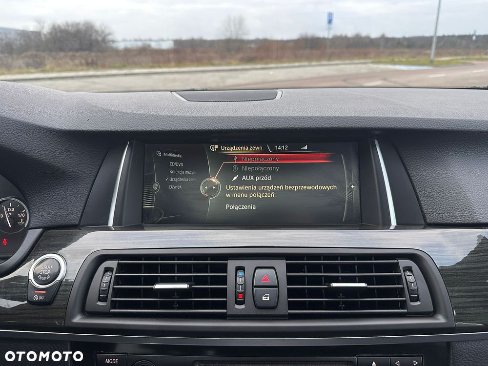 BMW Seria 5 535i xDrive Sport-Aut Modern Line - 23