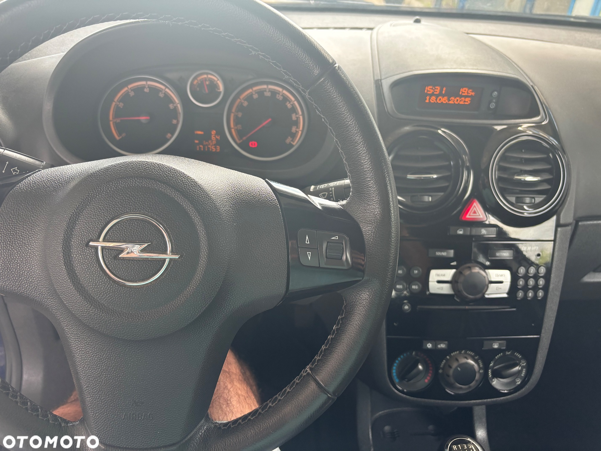 Opel Corsa 1.4 16V Edition 111 Jahre - 11