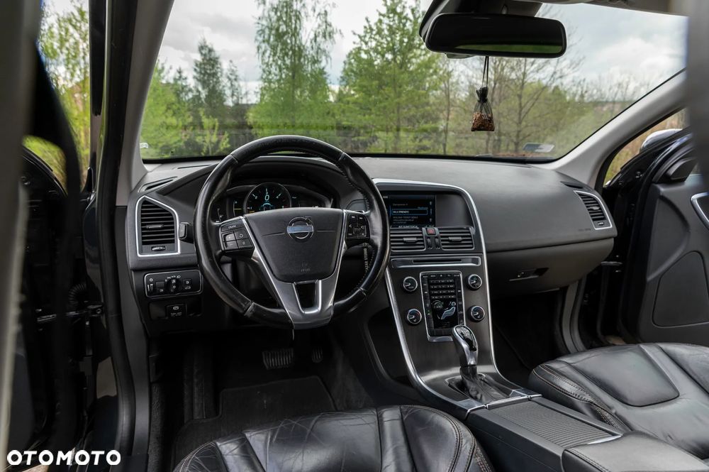 Volvo XC 60 D4 AWD Geartronic Summum - 34