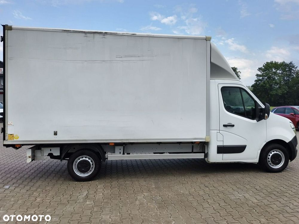 Nissan NV 400 - 8