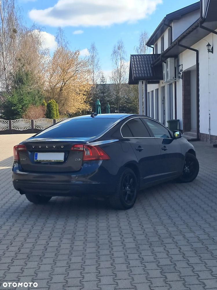Volvo S60 D3 Summum - 3