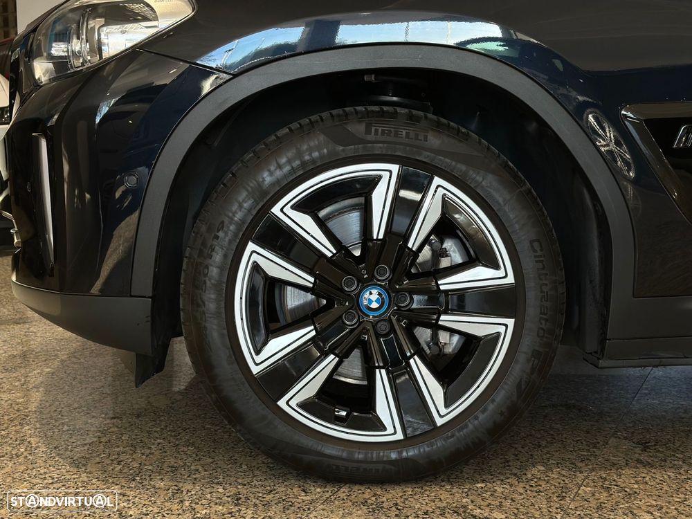 BMW iX3 Inspiring - 7