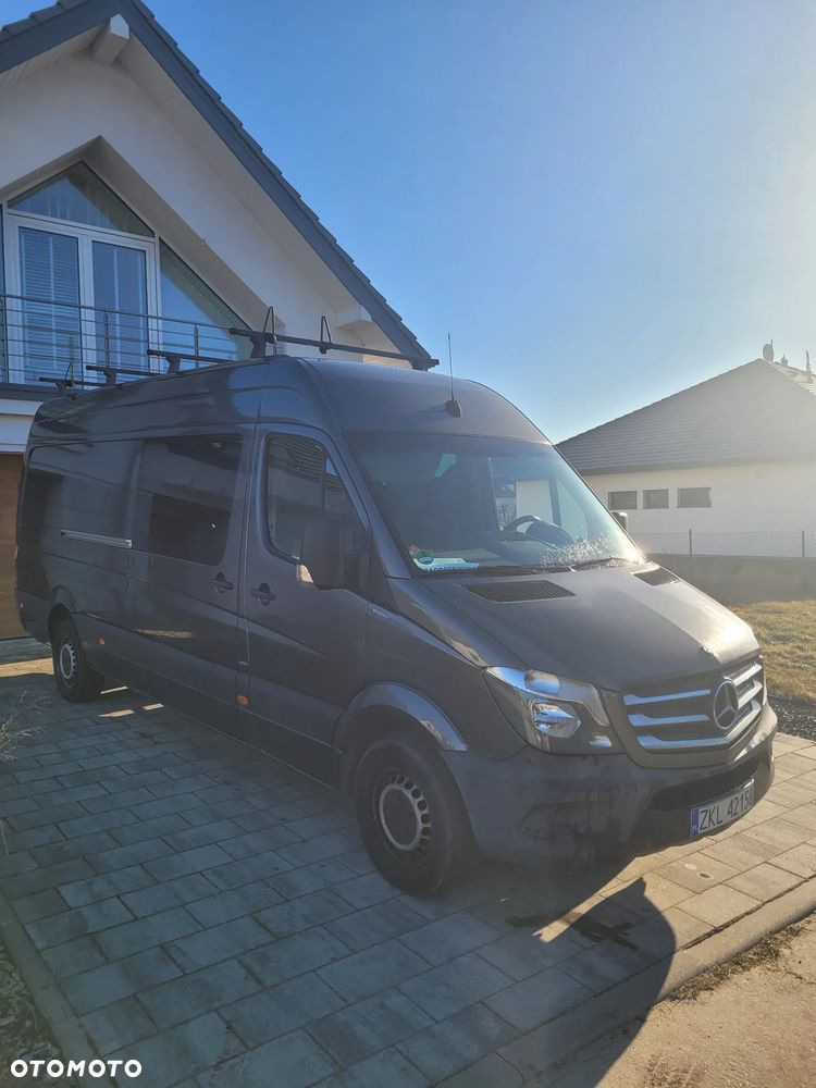 Mercedes-Benz Sprinter - 13