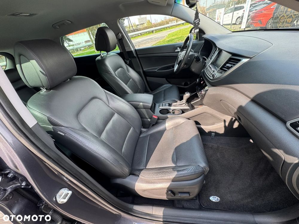 Hyundai Tucson blue 1.7 CRDi 2WD DCT Premium - 34