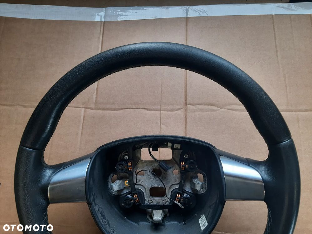 Focus MK2 kierownica 3- ramienna lift Ford - 2