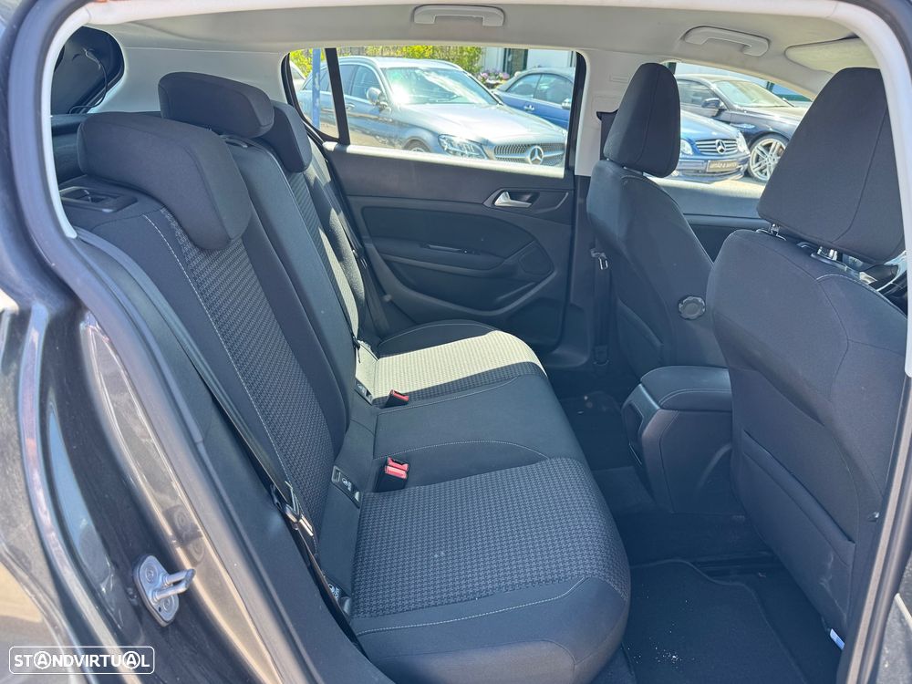 Peugeot 308 BlueHDi FAP 120 Stop & Start Allure - 38