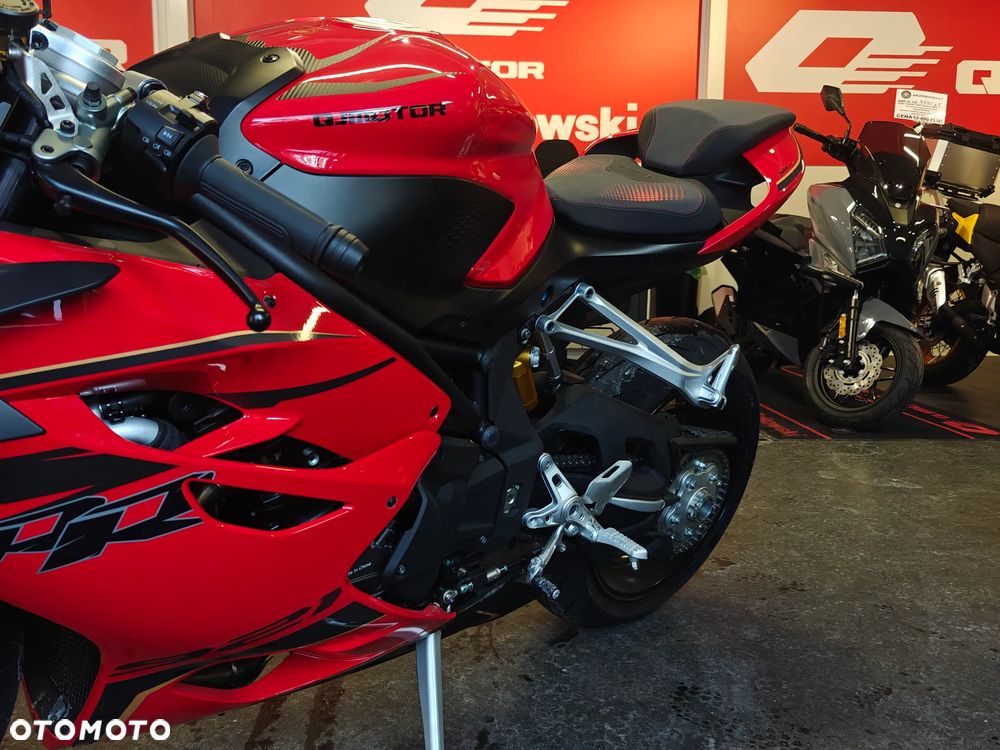 QJMOTOR SRK 921RR - 2