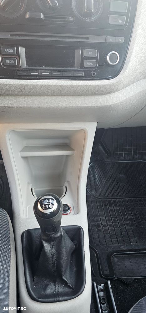 Volkswagen up! - 12