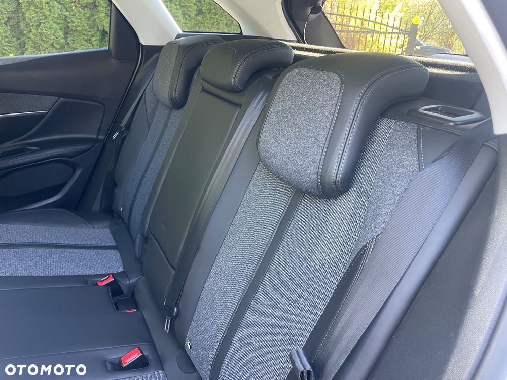 Peugeot 5008 1.5 BlueHDI Crossway S&S EAT8 - 25