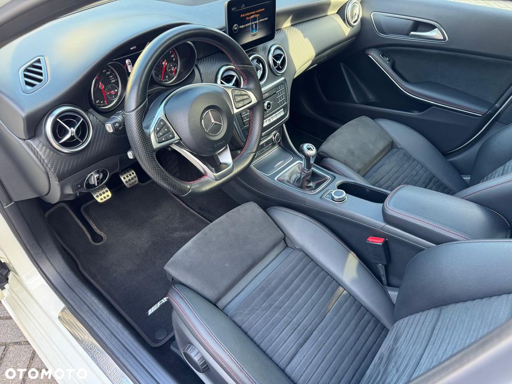 Mercedes-Benz Klasa A 180 AMG Line - 4