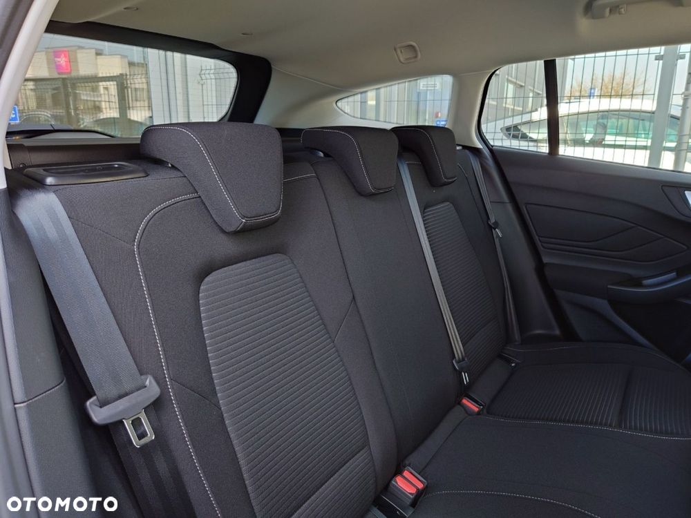 Ford Focus - 29
