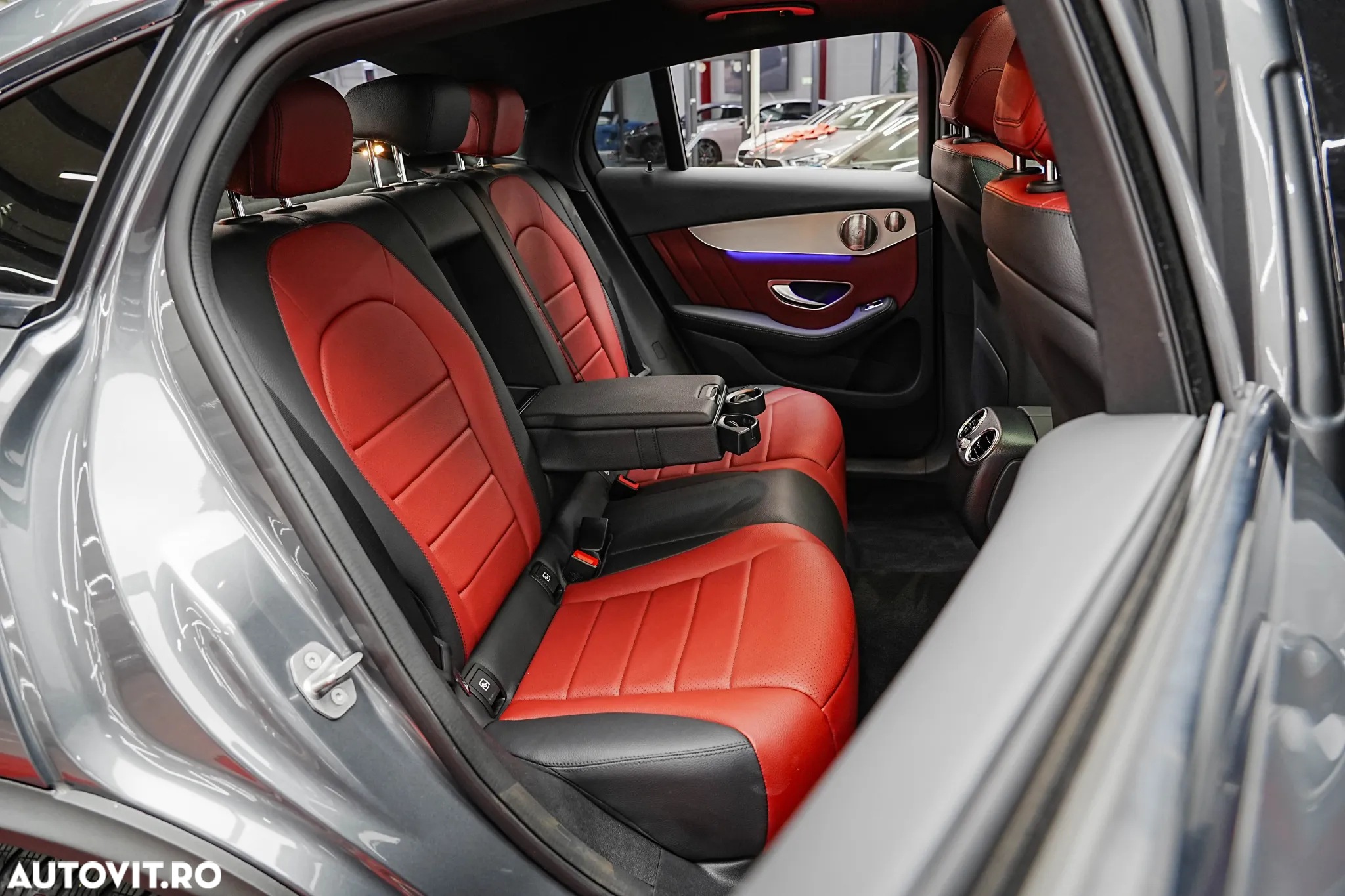 Mercedes-Benz GLC Coupe 300 de 4Matic 9G-TRONIC AMG Line Plus - 6
