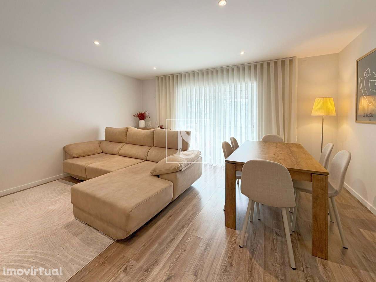 T3 em Maximinos - Grande imagem: 2/24