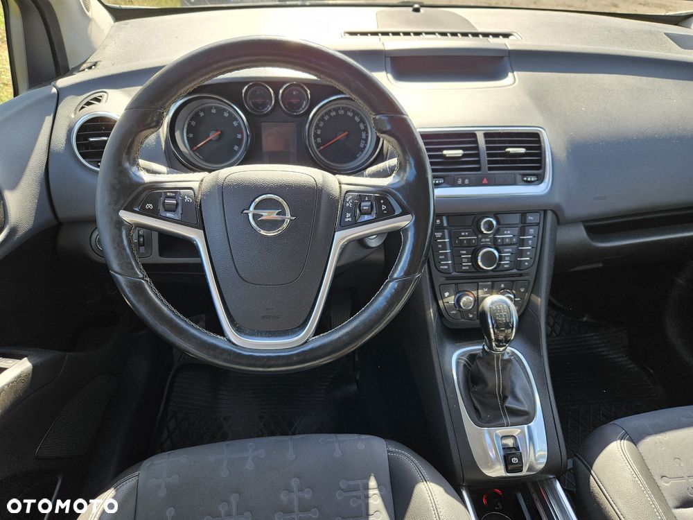 Opel Meriva - 8