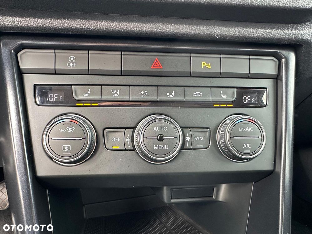 Volkswagen T-Roc 1.0 TSI - 12