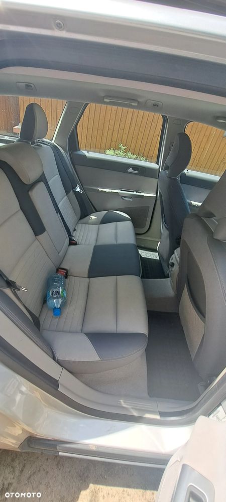 Volvo V50 2.0D DPF Momentum - 10