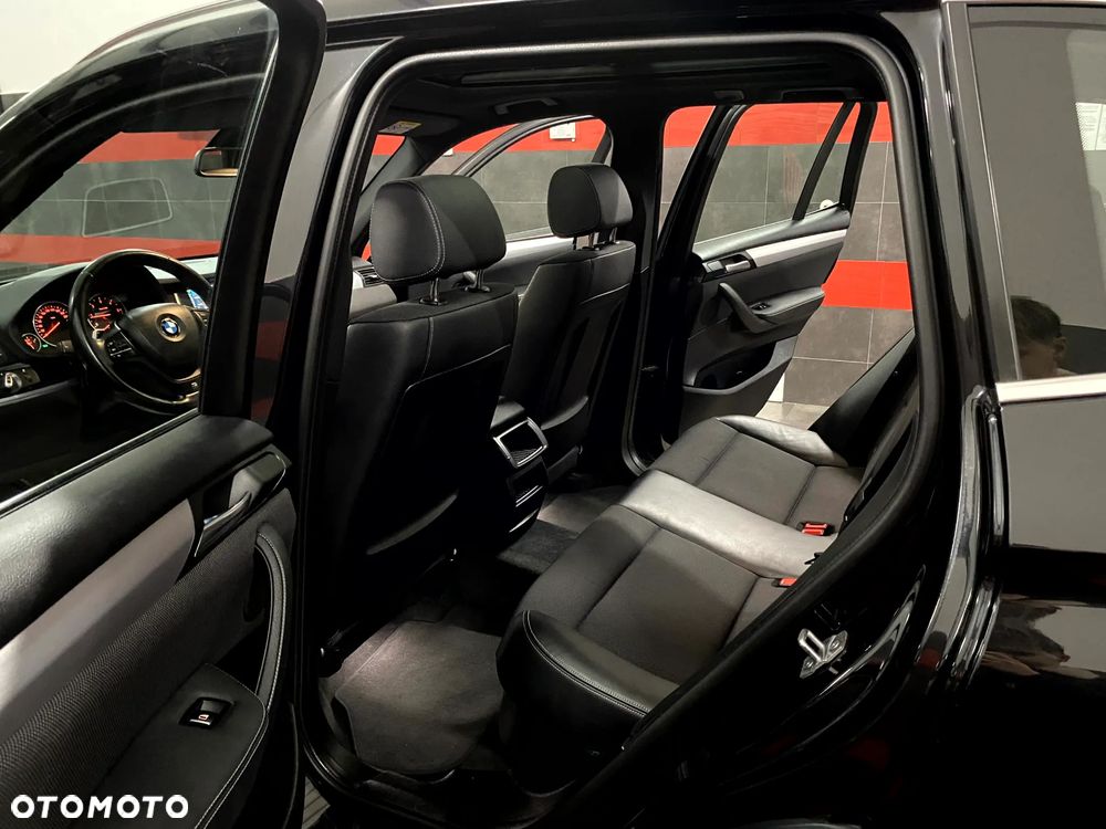 BMW X3 sDrive18d Advantage - 20