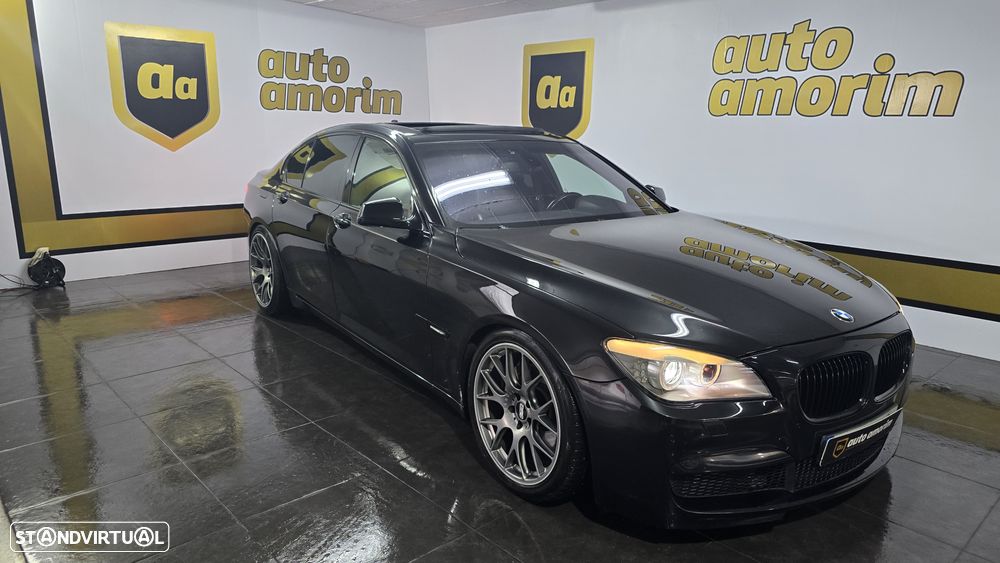 BMW 740 d Pack M - 1