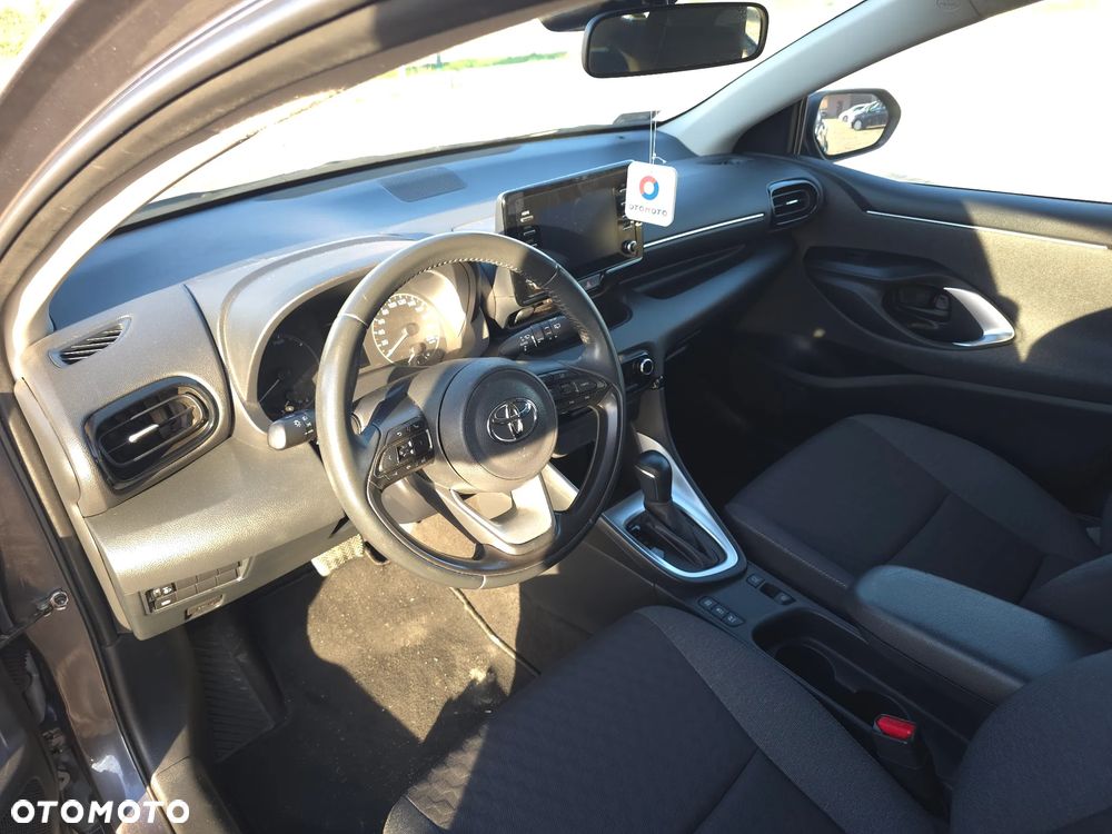 Toyota Yaris - 18