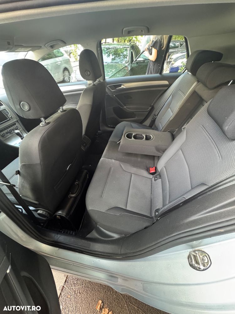 Volkswagen Golf 1.6 TDI DPF BMT DSG Comfortline - 11
