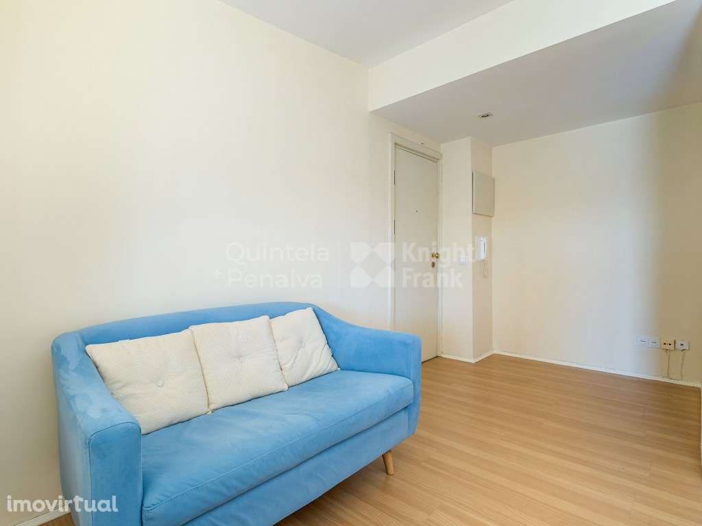 Apartamento T0 com terraço para arrendar na Pampilheira, Cascais - Grande imagem: 5/24