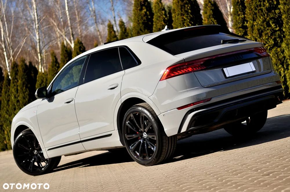 Audi Q8 55 TFSI quattro tiptronic competition plus - 13