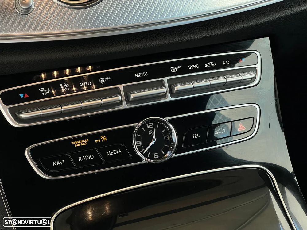 Mercedes-Benz E 220 - 21