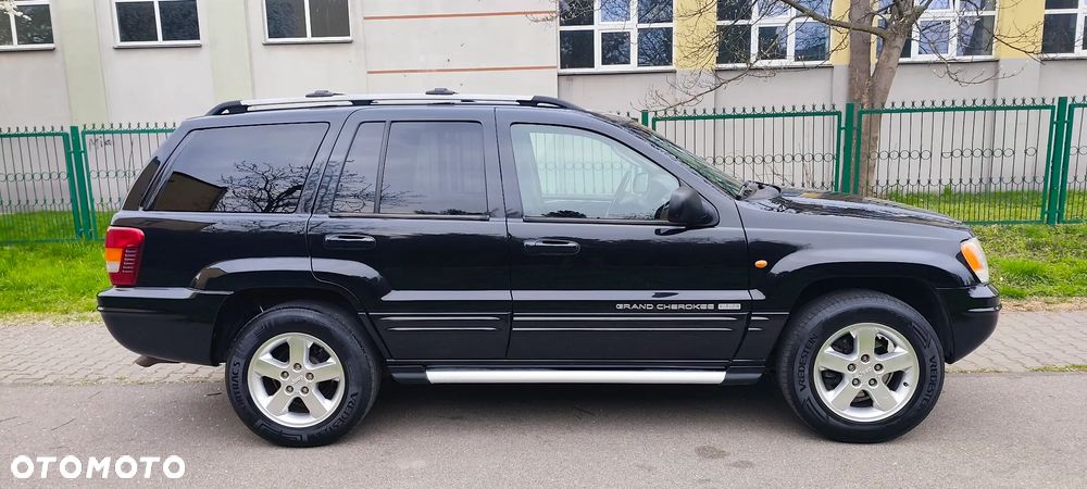 Jeep Grand Cherokee - 8