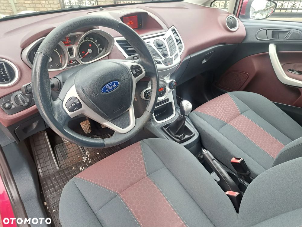 Ford Fiesta 1.25 Titanium EU5 - 7