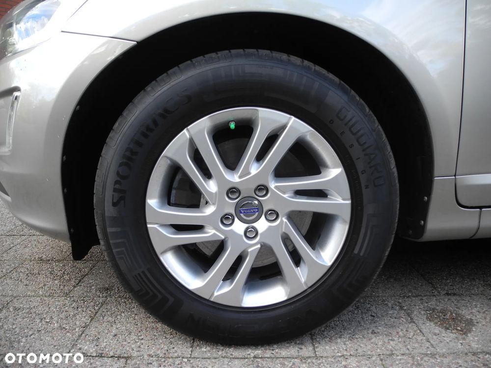 Volvo XC 60 - 21